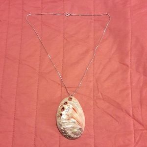 Unique Beautiful Shell Pendant w/Silver Chain